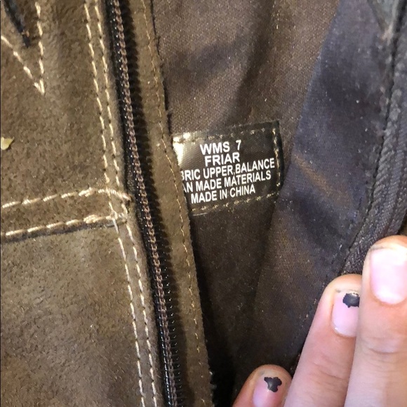 Size 7 women’s boots - Picture 2 of 4